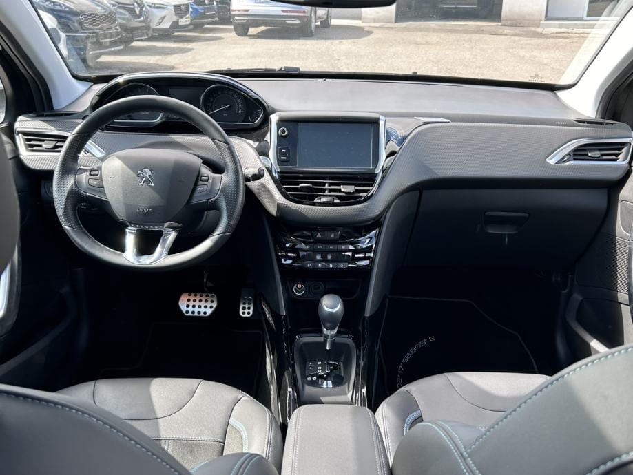 Peugeot 2008 1,2 CROSSWAY,AUTOMATIK,PDC,STR.KAMERA,PANORAMA,NAVI,.., 2019 god. - 21
