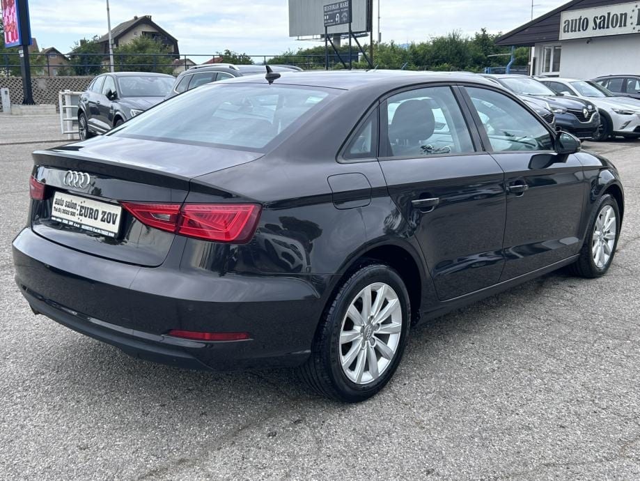Audi A3 1,6 TDI ATTRACTION,BI-XENON,NAVI,PDC,AUT.KLIMA,MFV....., 2014 god.