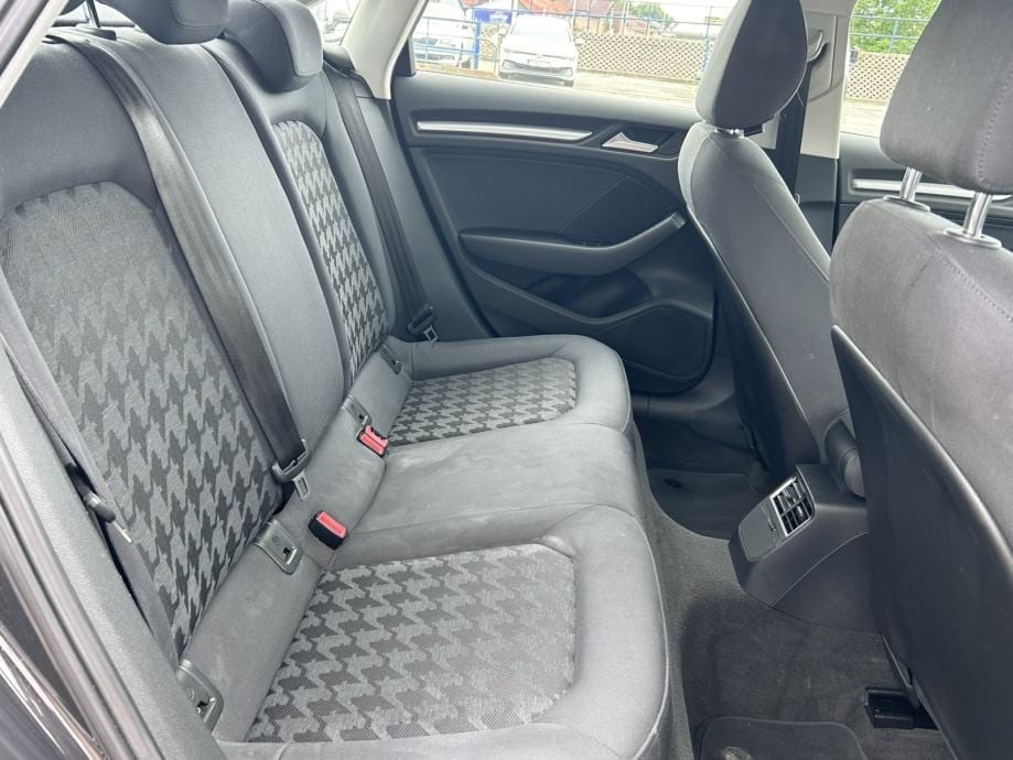 Audi A3 1,6 TDI ATTRACTION,BI-XENON,NAVI,PDC,AUT.KLIMA,MFV....., 2014 god. - 16