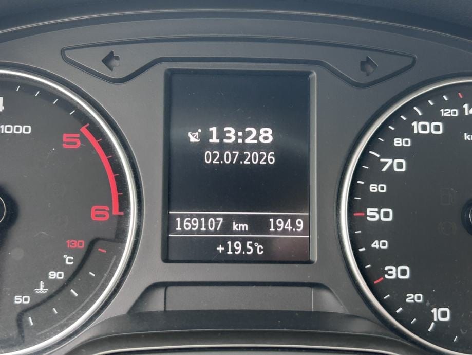 Audi A3 1,6 TDI ATTRACTION,BI-XENON,NAVI,PDC,AUT.KLIMA,MFV....., 2014 god. - 22