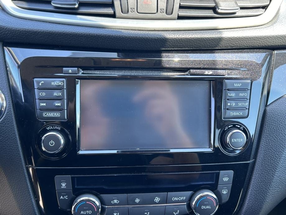 Nissan Qashqai 1,6 dCi ACENTA,NAVI,KAMERA,PDC,PANORAMA,EL.POD.SJEDALA, 2014 god. - 26