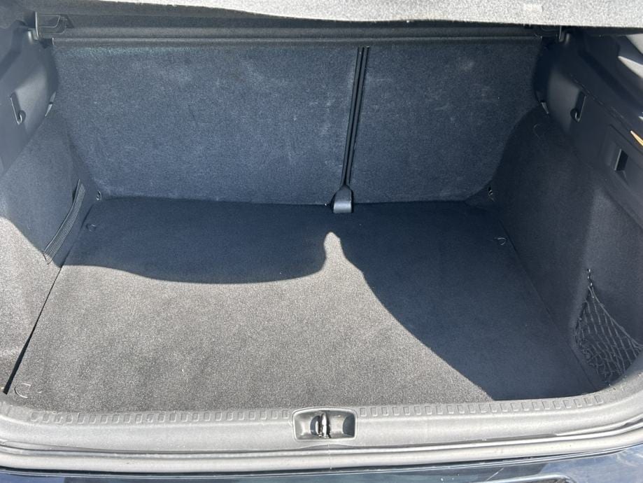 Citroën C4 1,2 130 S&S AUTOMATIK,NAVI,PDC,MFV,GRIJAČI SJEDALA - 8