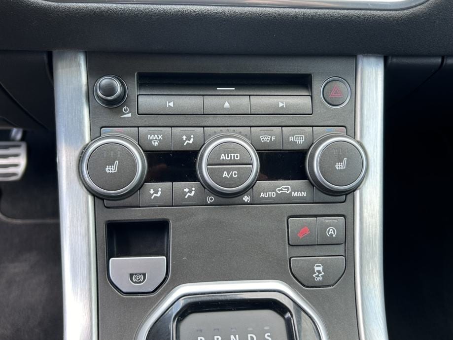 Land Rover Range Rover Evoque 2,0 TD4 NAVI,PDC,KAMERA,KOŽA,MAX OPREMA, 2016 god. - 25