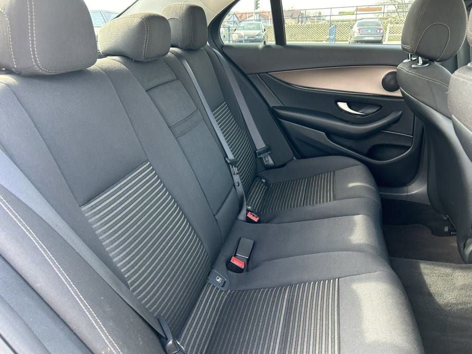 Mercedes-Benz E-klasa 220d *TOP STANJE*, 2016 god. - 21