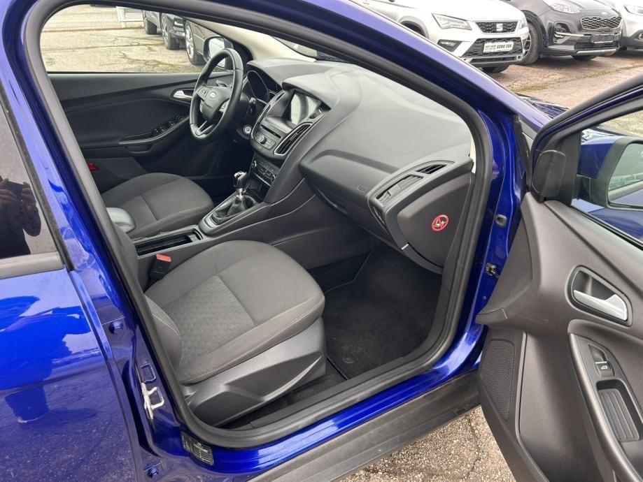 Ford Focus Karavan 1,5 TDCi BUSINESS, 2016 god. - 19