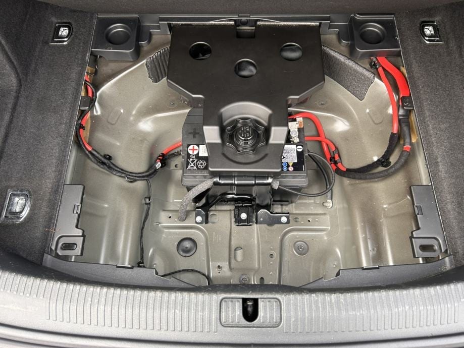 Audi A4 40 TDI, 2019 god. - 11