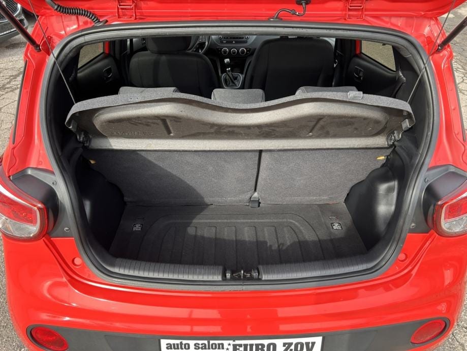 Hyundai i10 1.0, 2018 god. - 10
