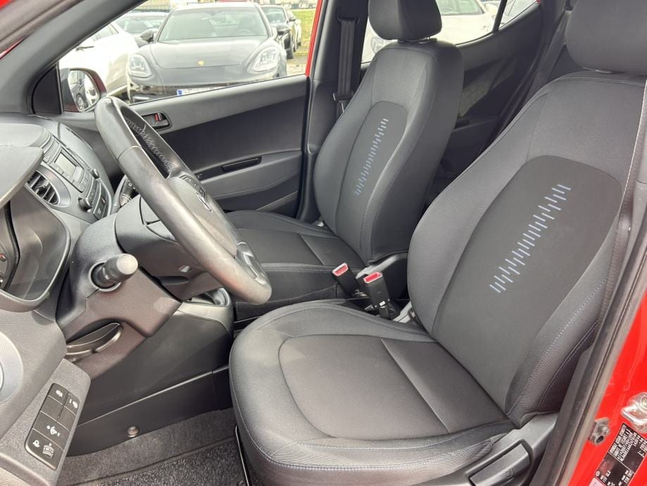 Hyundai i10 1.0, 2018 god. - 12