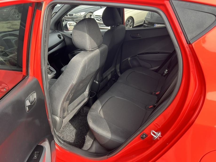 Hyundai i10 1.0, 2018 god. - 20