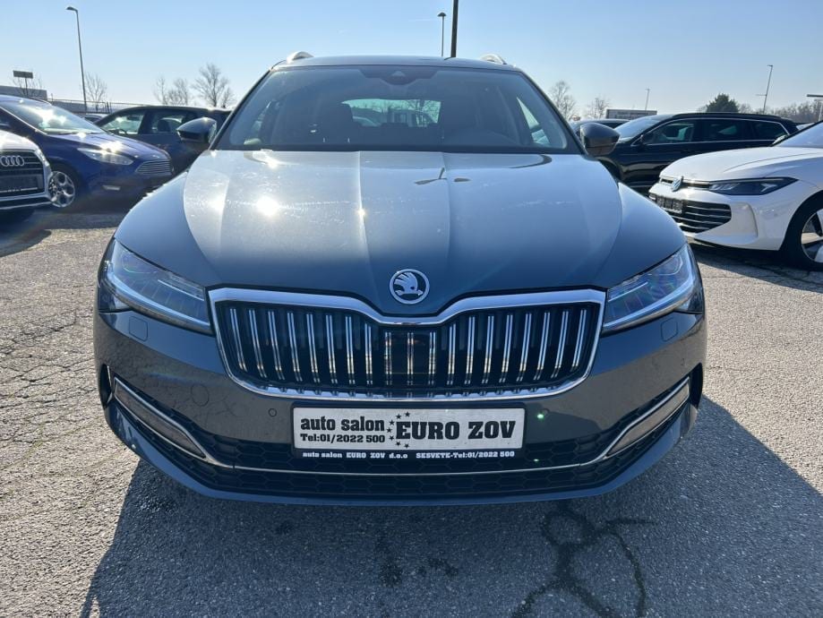 Škoda Superb 2,0 TDI *XENON* *TOP STANJE*, 2021 god.