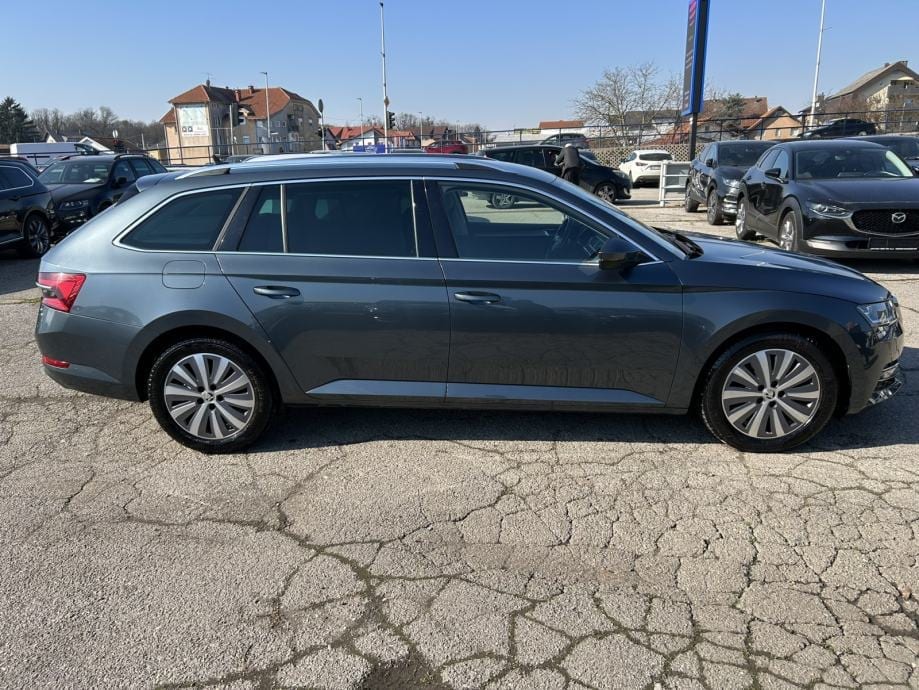 Škoda Superb 2,0 TDI *XENON* *TOP STANJE*, 2021 god.