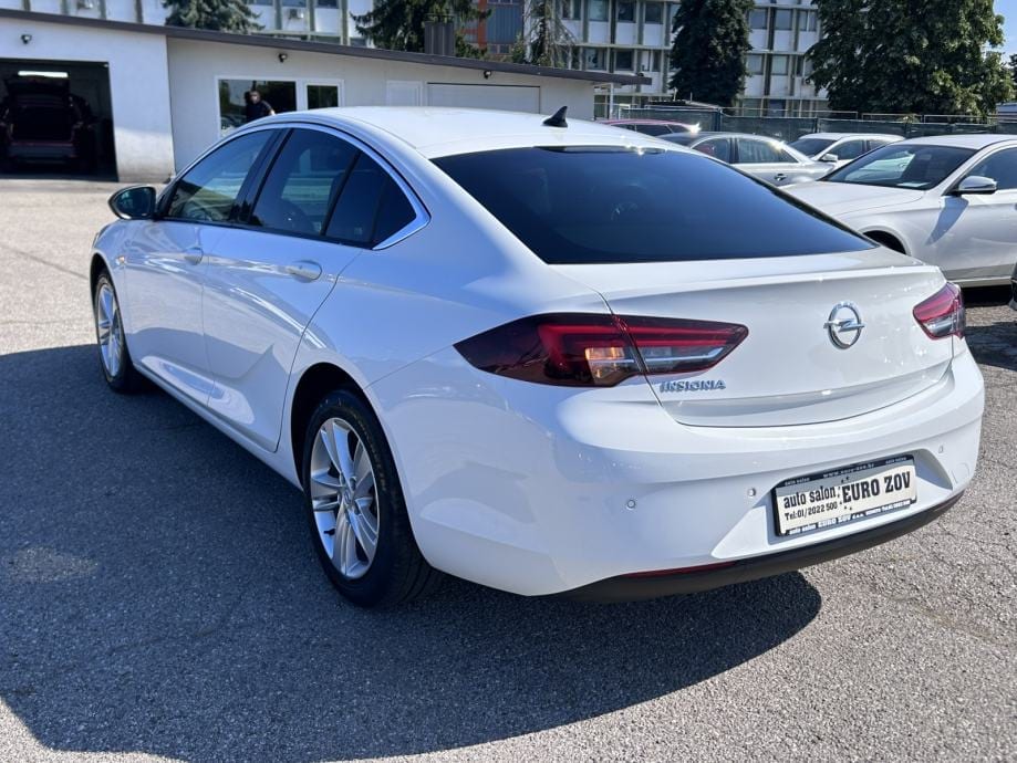 Opel Insignia 1,5 D AUTOMATIK,GRANDSPORT,EDITION,STRAŽNJA KAMERA,PDC.., 2021 god. - 9