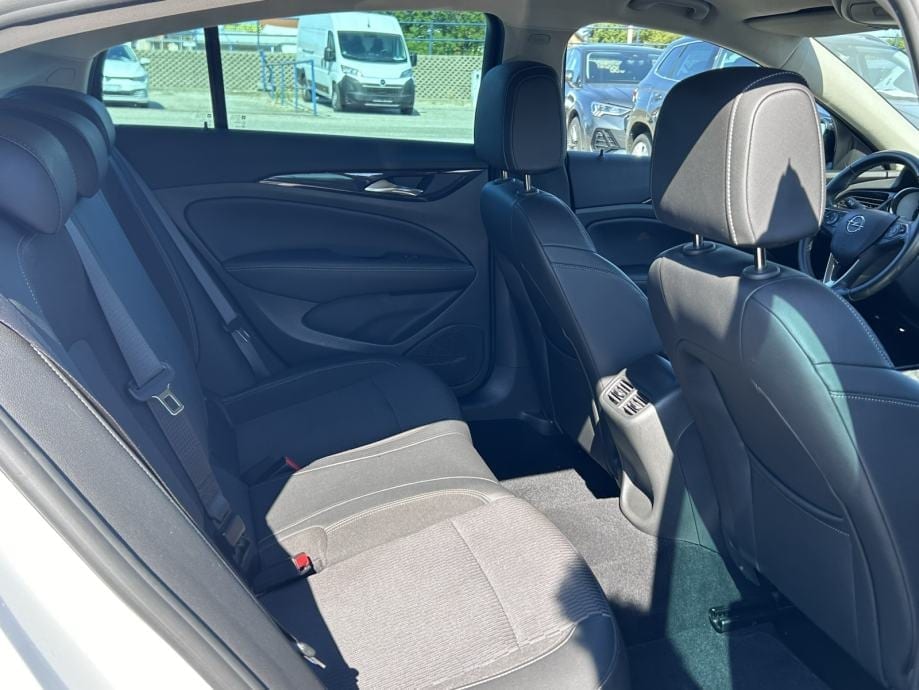 Opel Insignia 1,5 D AUTOMATIK,GRANDSPORT,EDITION,STRAŽNJA KAMERA,PDC.., 2021 god. - 15