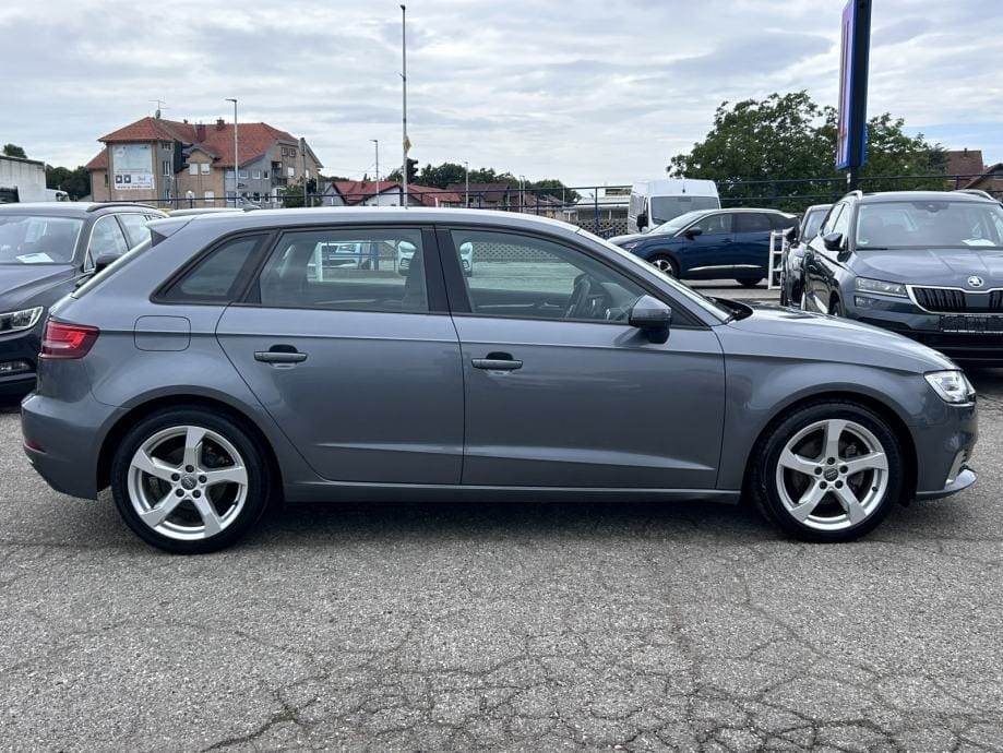 Audi A3 1,6 TDI SPORTBACK,NAVI,PDC,BI-XENON,MFV,GR.SJEDALA,AUTOM.KLIMA, 2016 god.