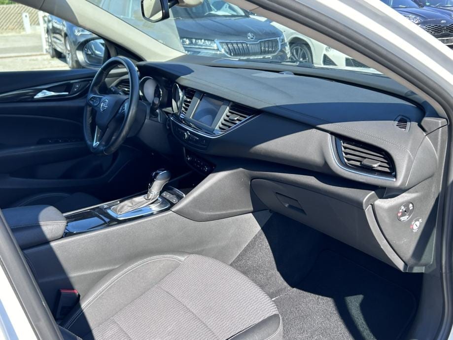 Opel Insignia 1,5 D AUTOMATIK,GRANDSPORT,EDITION,STRAŽNJA KAMERA,PDC.., 2021 god. - 18