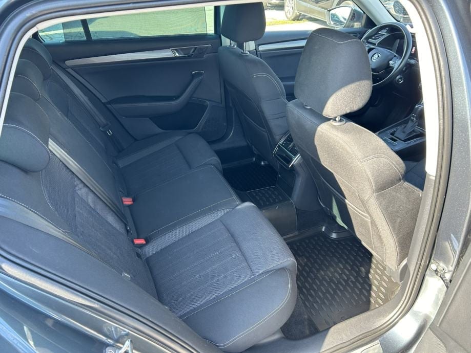 Škoda Superb 2,0 TDI *XENON* *TOP STANJE*, 2021 god. - 13