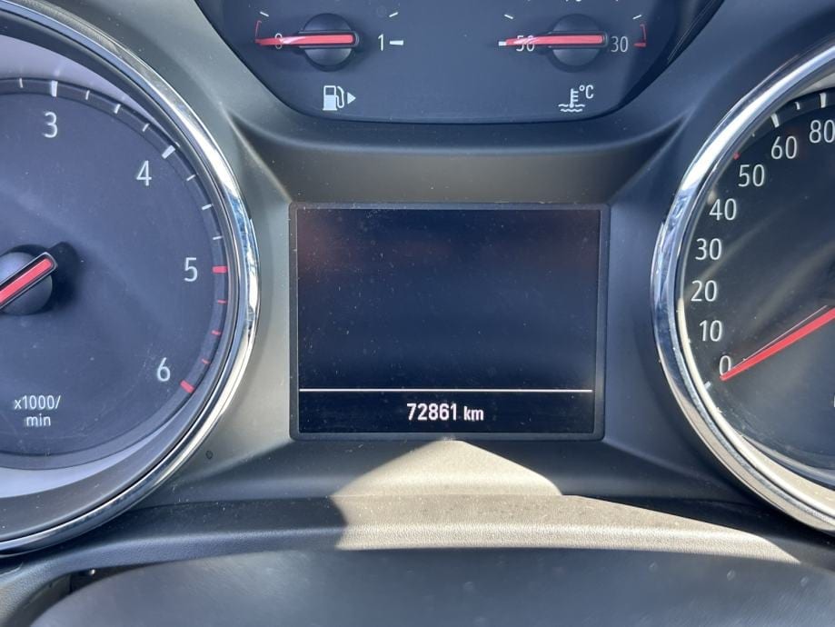 Opel Insignia 1,5 D AUTOMATIK,GRANDSPORT,EDITION,STRAŽNJA KAMERA,PDC.., 2021 god. - 22