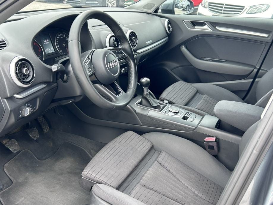 Audi A3 1,6 TDI SPORTBACK,NAVI,PDC,BI-XENON,MFV,GR.SJEDALA,AUTOM.KLIMA, 2016 god. - 11