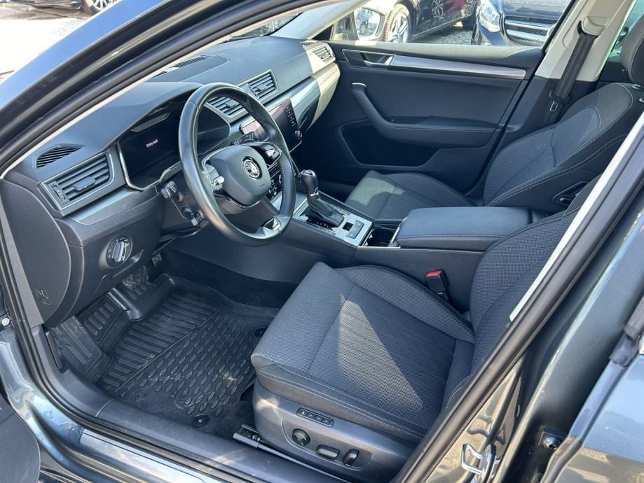 Škoda Superb 2,0 TDI *XENON* *TOP STANJE*, 2021 god. - 20