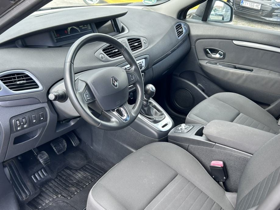 Renault Megane Scenic 1.2I LIMITED,NAVIGACIJA,PDC,GR.SJEDALA,MFV..., 2015 god. - 11