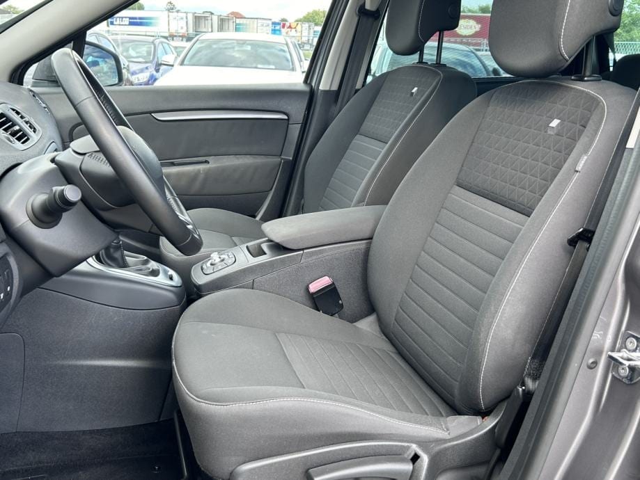 Renault Megane Scenic 1.2I LIMITED,NAVIGACIJA,PDC,GR.SJEDALA,MFV..., 2015 god. - 12