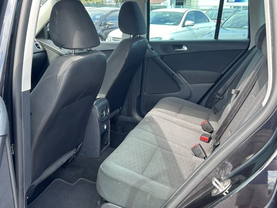 VW Tiguan 2,0 TDI 4-MOTION,TREND-FUN,PDC,NAVIGACIJA,PARK PILOT,MFW, 2013 god. - 13