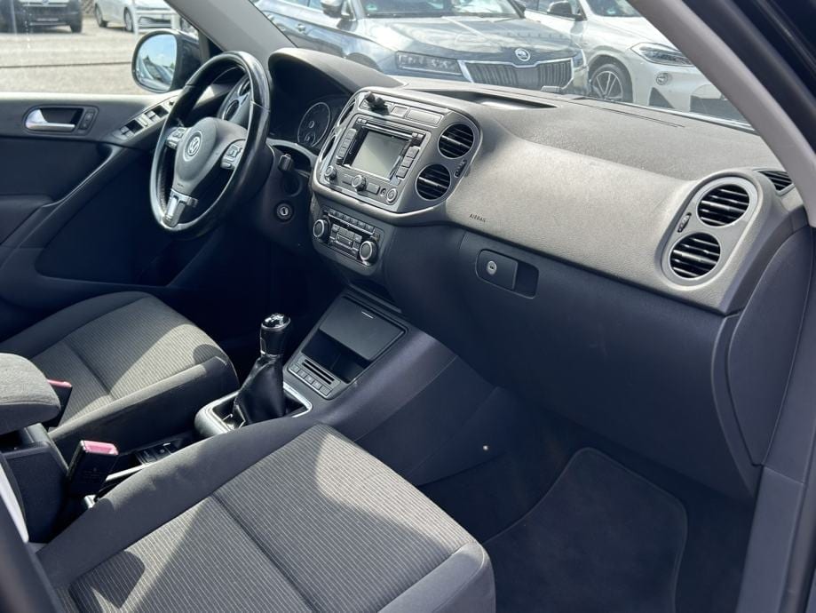 VW Tiguan 2,0 TDI 4-MOTION,TREND-FUN,PDC,NAVIGACIJA,PARK PILOT,MFW, 2013 god. - 18