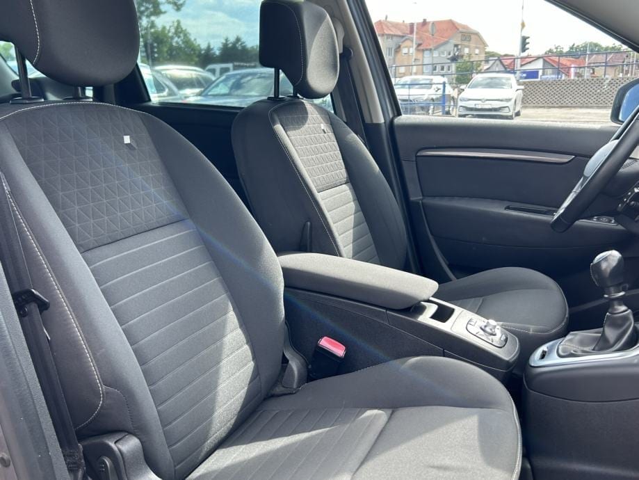 Renault Megane Scenic 1.2I LIMITED,NAVIGACIJA,PDC,GR.SJEDALA,MFV..., 2015 god. - 20