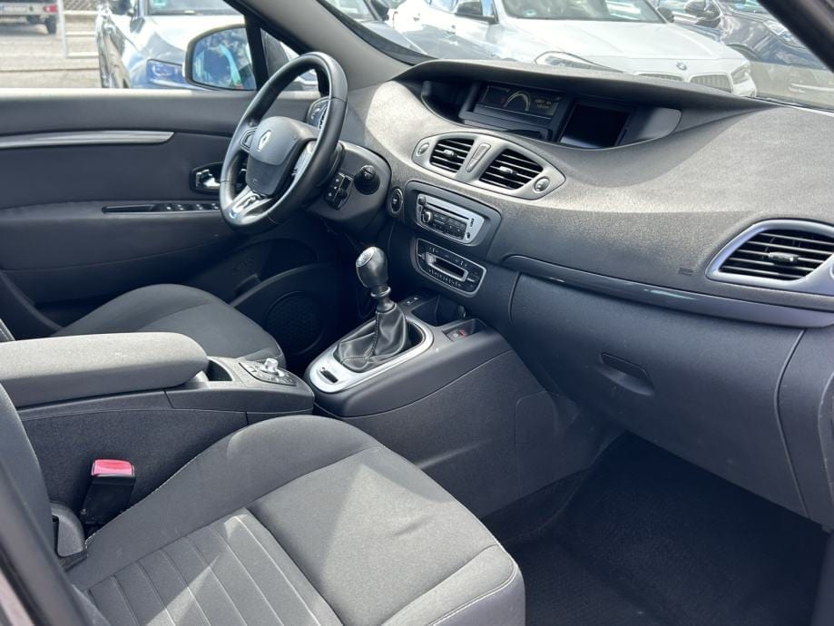 Renault Megane Scenic 1.2I LIMITED,NAVIGACIJA,PDC,GR.SJEDALA,MFV..., 2015 god. - 19