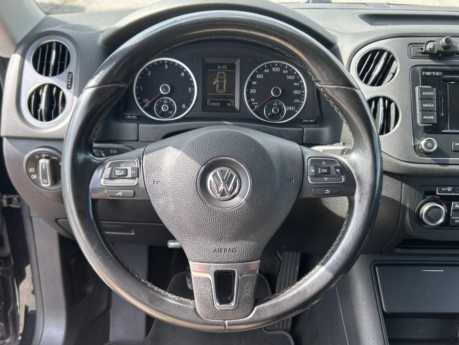 VW Tiguan 2,0 TDI 4-MOTION,TREND-FUN,PDC,NAVIGACIJA,PARK PILOT,MFW, 2013 god. - 21