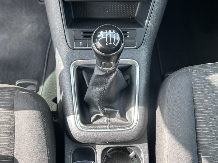 VW Tiguan 2,0 TDI 4-MOTION,TREND-FUN,PDC,NAVIGACIJA,PARK PILOT,MFW, 2013 god. - 23