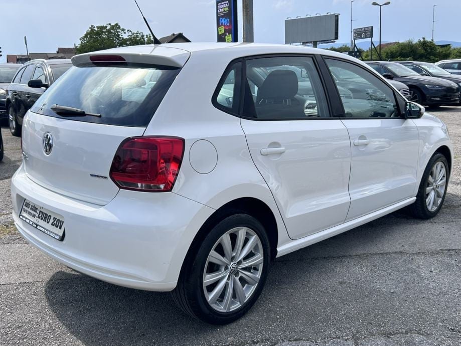 VW Polo 1.2TDI TRENDLINE,KLIMA,ALUMINIJSKI NAPLACI,..., 2015 god.