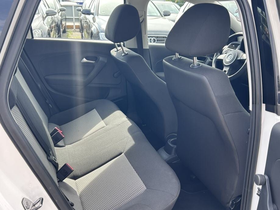 VW Polo 1.2TDI TRENDLINE,KLIMA,ALUMINIJSKI NAPLACI,..., 2015 god. - 15