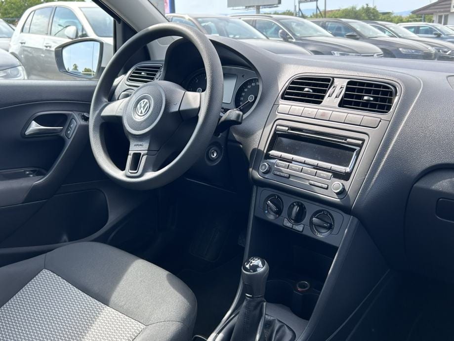 VW Polo 1.2TDI TRENDLINE,KLIMA,ALUMINIJSKI NAPLACI,..., 2015 god. - 17