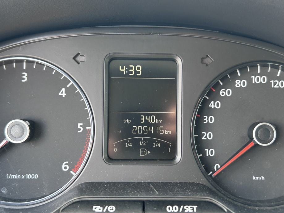 VW Polo 1.2TDI TRENDLINE,KLIMA,ALUMINIJSKI NAPLACI,..., 2015 god. - 23