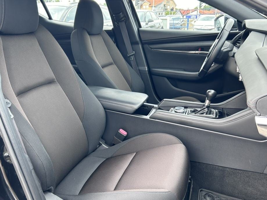 Mazda 3 D116 NAVI,PDC,KAMERA,AUT.KLIMA,GR.SJEDALA,BI-XENON,GR.VOLANA, 2020 god. - 19