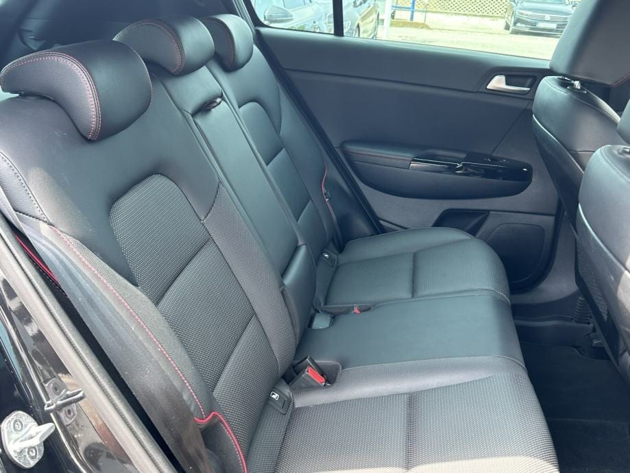 Kia Sportage 1.6 CRDI 4WD,GT-LINE,PANORAMA,KOŽA,ACC,HLAĐENJE SJEDALA, 2020 god. - 17