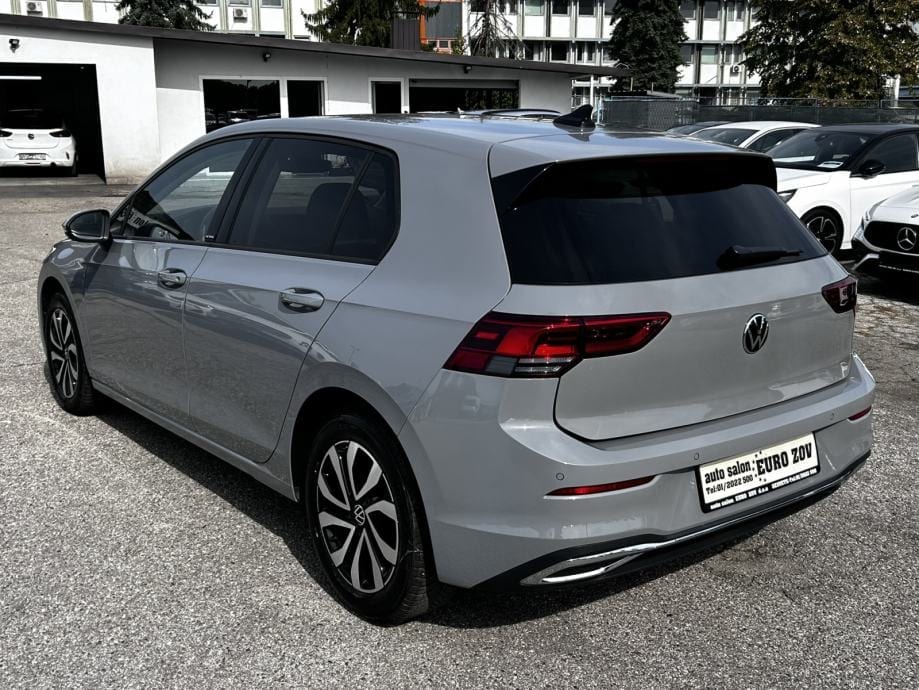 VW Golf 8 2,0 TDI DSG, KAMERA, 2022 god. - 9