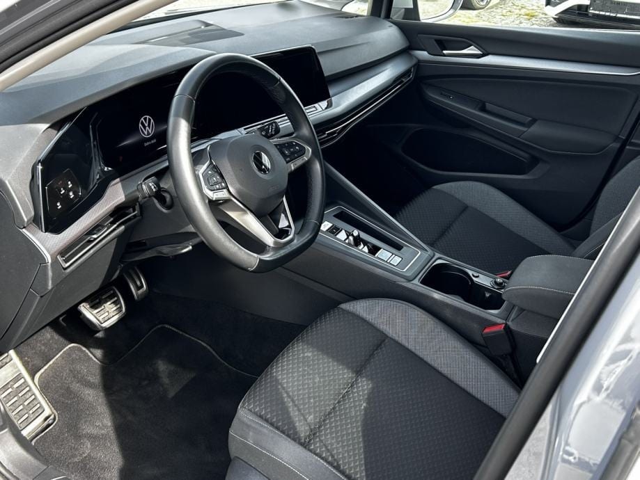 VW Golf 8 2,0 TDI DSG, KAMERA, 2022 god. - 11