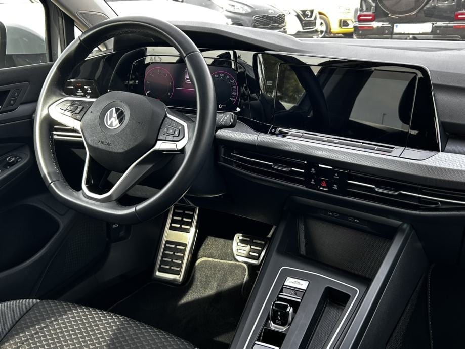 VW Golf 8 2,0 TDI DSG, KAMERA, 2022 god. - 18