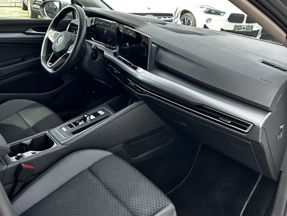 VW Golf 8 2,0 TDI DSG, KAMERA, 2022 god. - 19