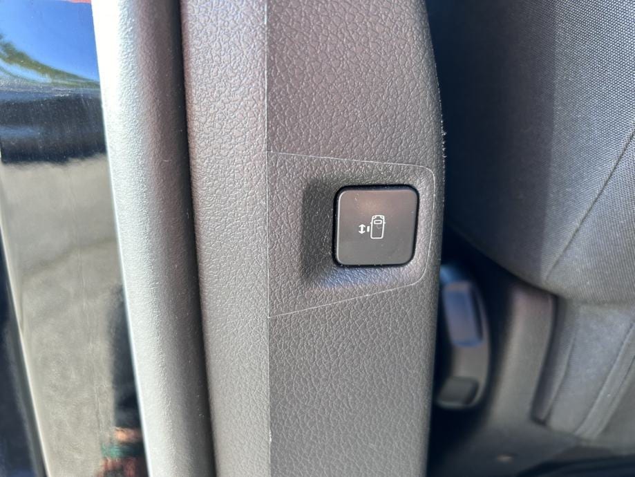 Opel Zafira 2,0 D, 2024 god. - 16