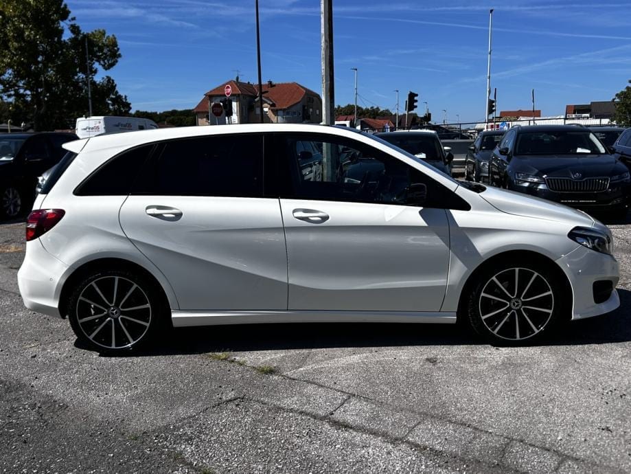 Mercedes-Benz B-klasa 200d, PANORAMA, AUT., NAVI, 2018 god.