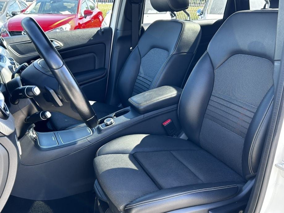 Mercedes-Benz B-klasa 200d, PANORAMA, AUT., NAVI, 2018 god. - 12