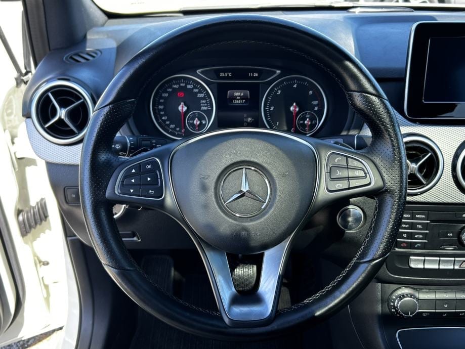 Mercedes-Benz B-klasa 200d, PANORAMA, AUT., NAVI, 2018 god. - 22