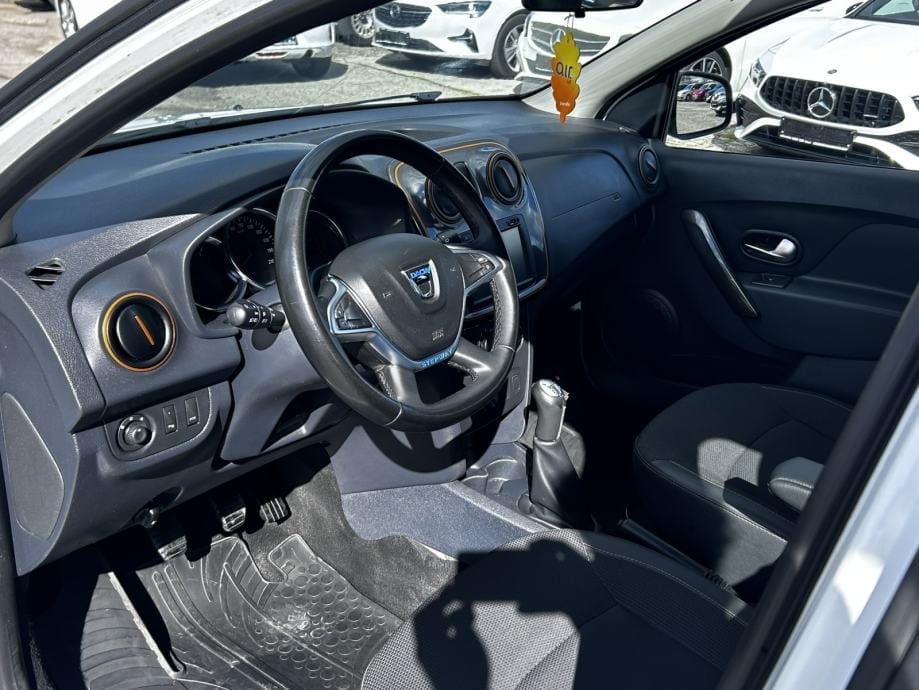 Dacia Sandero Stepway 0,9 TCe 90 REG. 02./27., 2018 god. - 11