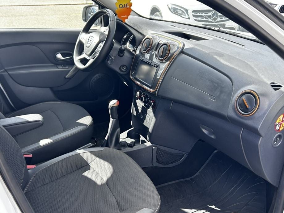 Dacia Sandero Stepway 0,9 TCe 90 REG. 02./27., 2018 god. - 18