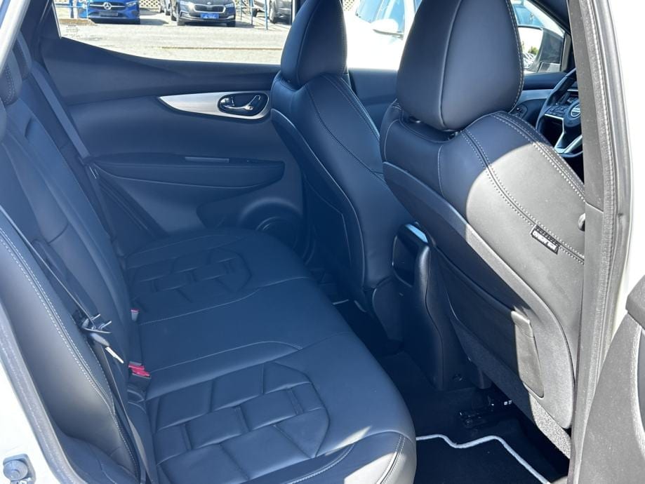 Nissan Qashqai 1,3 AUT., KAMERA, EL.POD.SJEDALA, PANORAMA, 2019 god. - 16