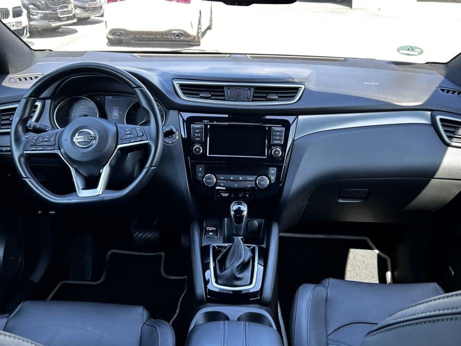 Nissan Qashqai 1,3 AUT., KAMERA, EL.POD.SJEDALA, PANORAMA, 2019 god. - 18