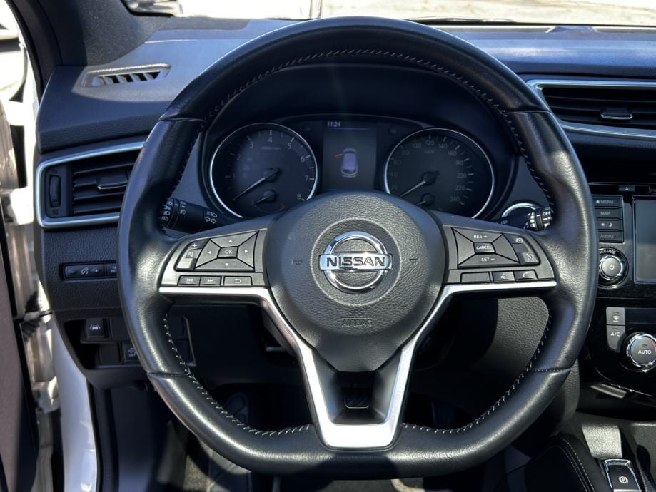 Nissan Qashqai 1,3 AUT., KAMERA, EL.POD.SJEDALA, PANORAMA, 2019 god. - 24